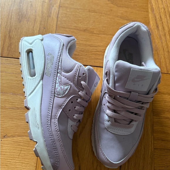 Nike Purple Sneakers Air Max 90 - Picture 1 of 3